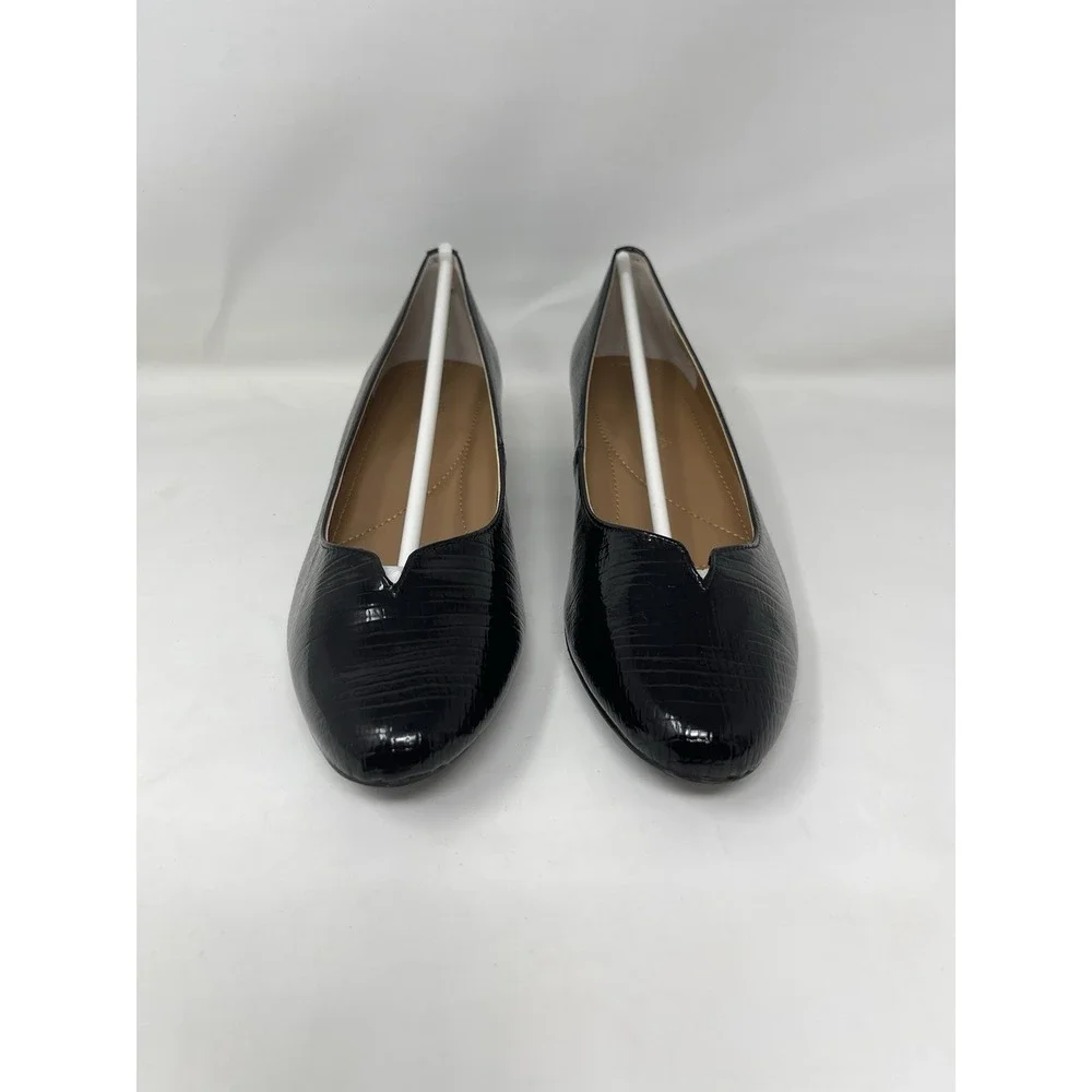 J Renee Women Size 8 Black Closed Toe Heels Lizard Print